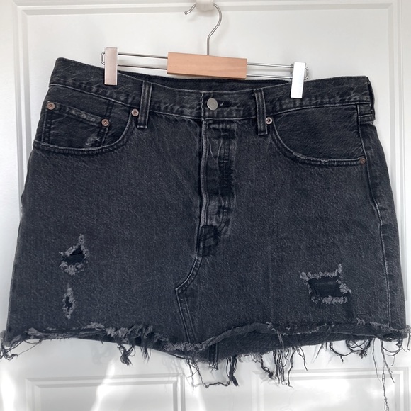 Levi’s Distressed Denim Skirt - Picture 1 of 5